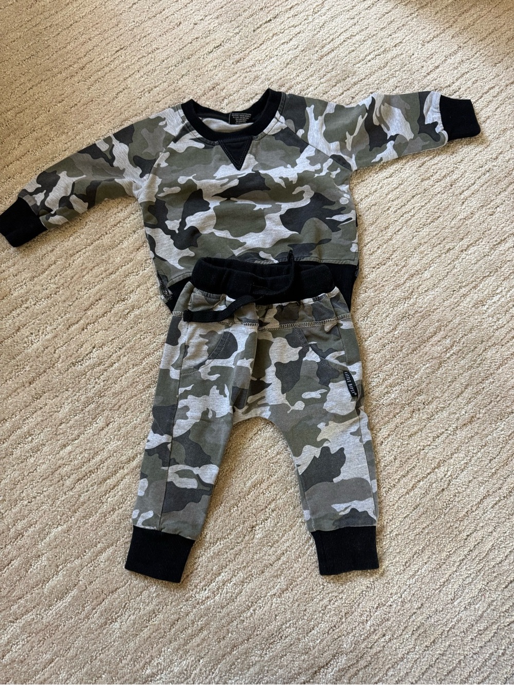 Little Bipsy Olive & Black Camo Pullover Hoodie-Style Sweatshirt & Jogger Set